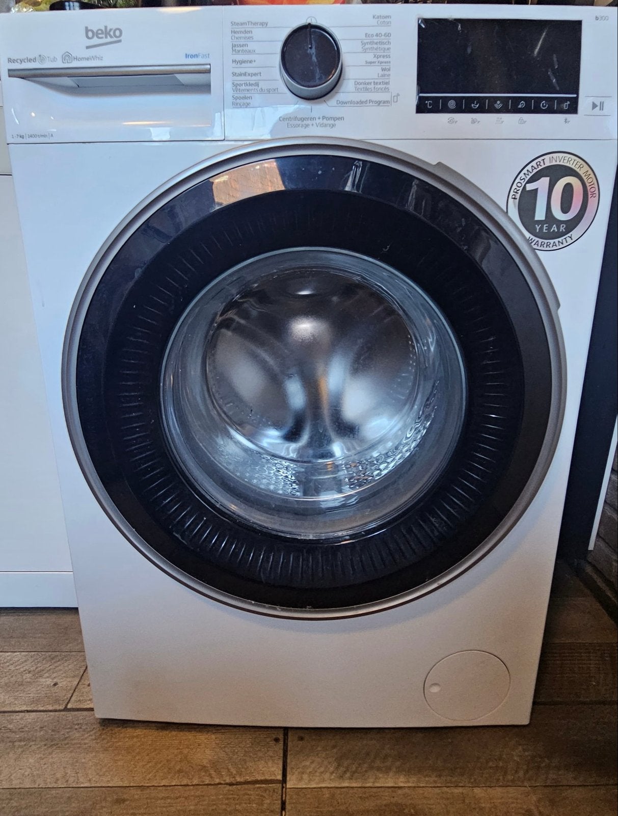 Beko Wasmachine - 3 jaar oud, zo goed als nieuw, Ophalen, 1200 tot 1600 toeren, 8 tot 10 kg, Zo goed als nieuw