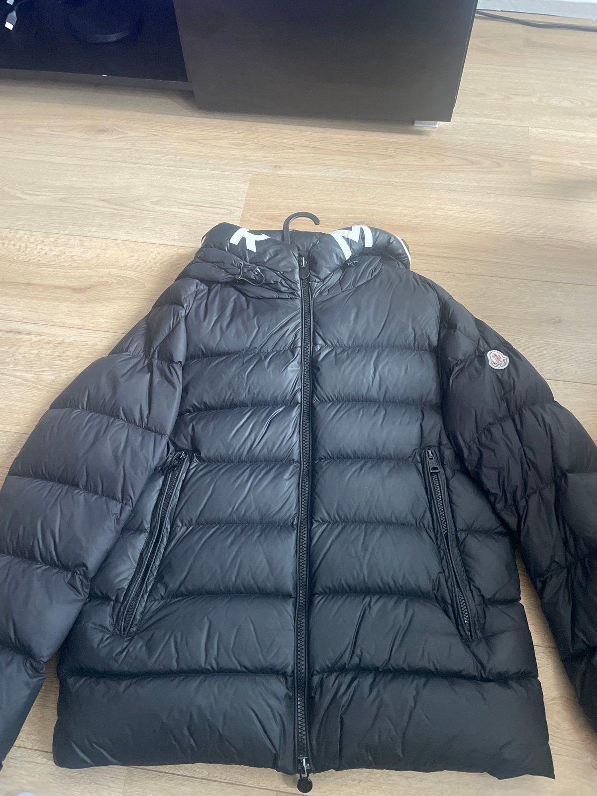 Moncler Maya donsjack zwart heren, Verzenden, Zo goed als nieuw, Maat 52/54 (L), Zwart