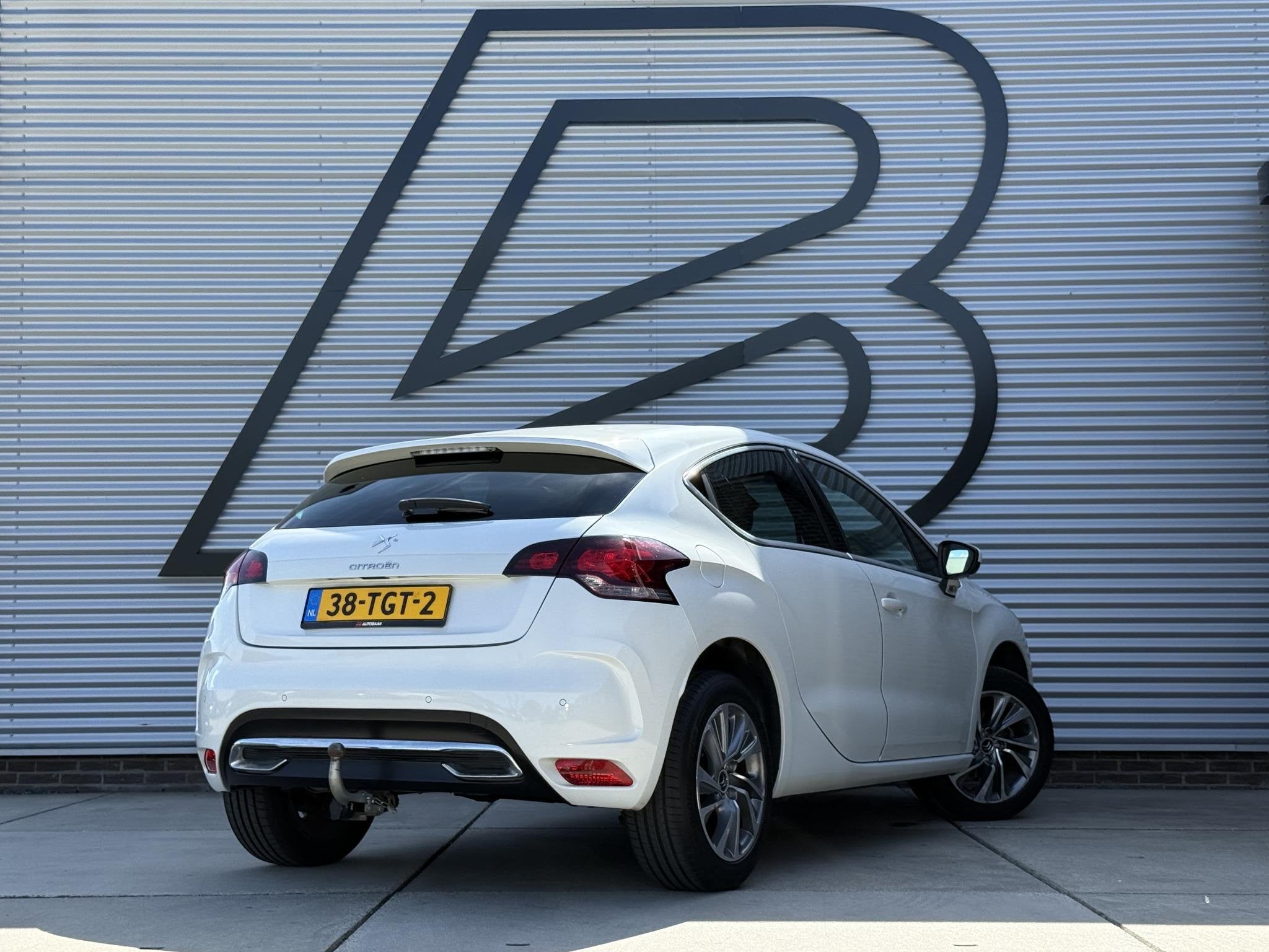 Citroen DS4 1.6 VTi So Chic 2e Eigenaar|Clima|Cruise|Trekhaa, Auto's, Euro 5, Gebruikt, 4 cilinders, Leder en Stof