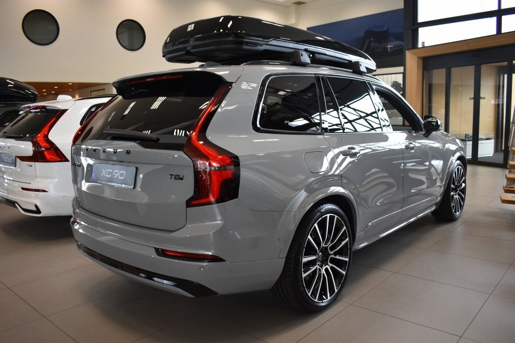Volvo XC90 T8 406PK AWD Ultra Executive Black Edition | Luch, 4 cilinders, 1969 cc, 7 stoelen, Plug-in hybride