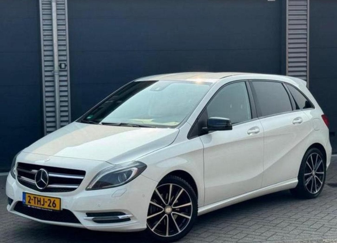 Mercedes-Benz B-Klasse 1.8 CDI B200 5DRS 2014 Wit, Auto's, Mercedes-Benz, Voorwielaandrijving, 136 pk, Zwart, 4 cilinders