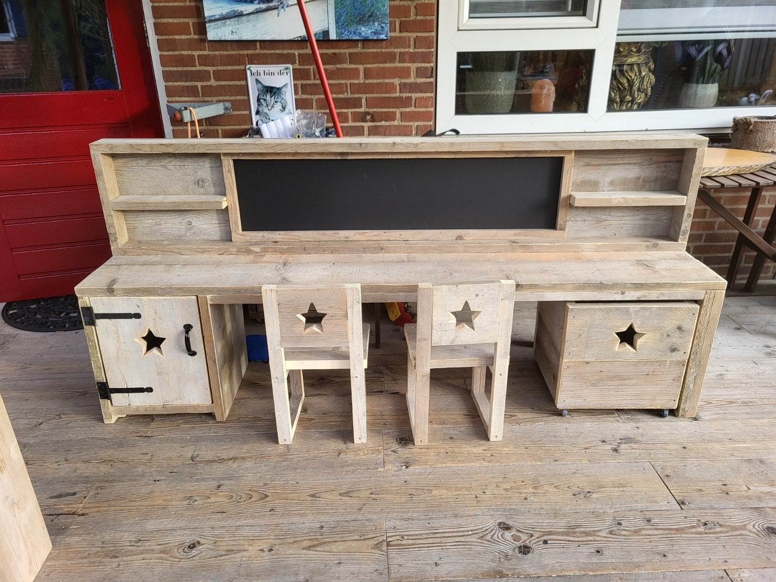 Kinderbureau steigerhout 3, Ophalen, Tafel(s) en Stoel(en)