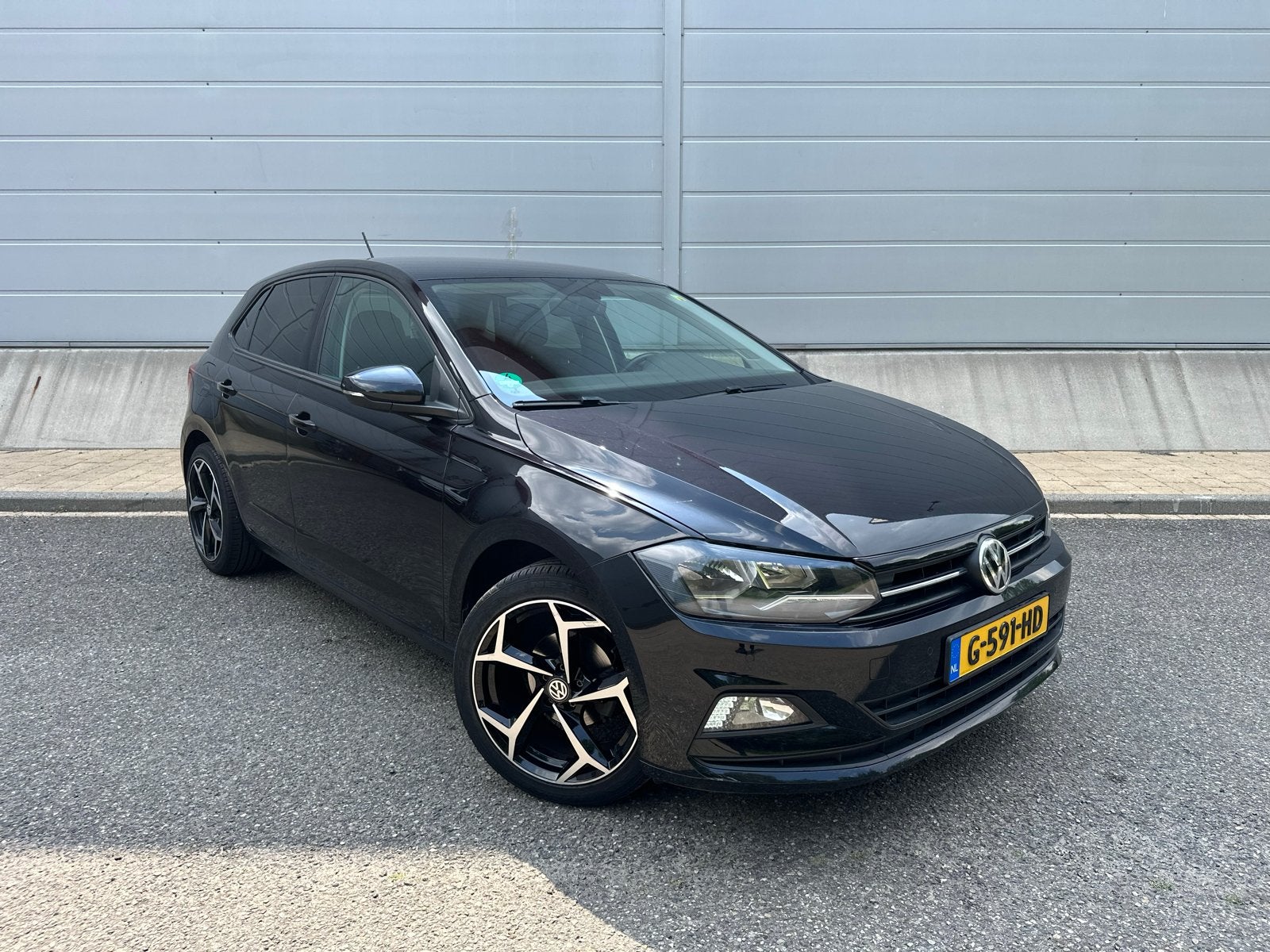 Volkswagen Polo 1.0 TSI Lease mogelijk Carplay CruiseC AIRCO, Auto's, Voorwielaandrijving, Stof, 40 €/maand, Zwart
