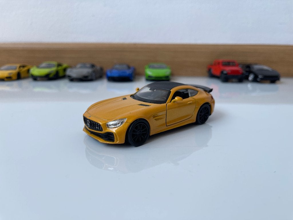 Welly Mercedes-AMG GT R modelauto geel 1:34, Ophalen, Gebruikt, Auto, Overige merken