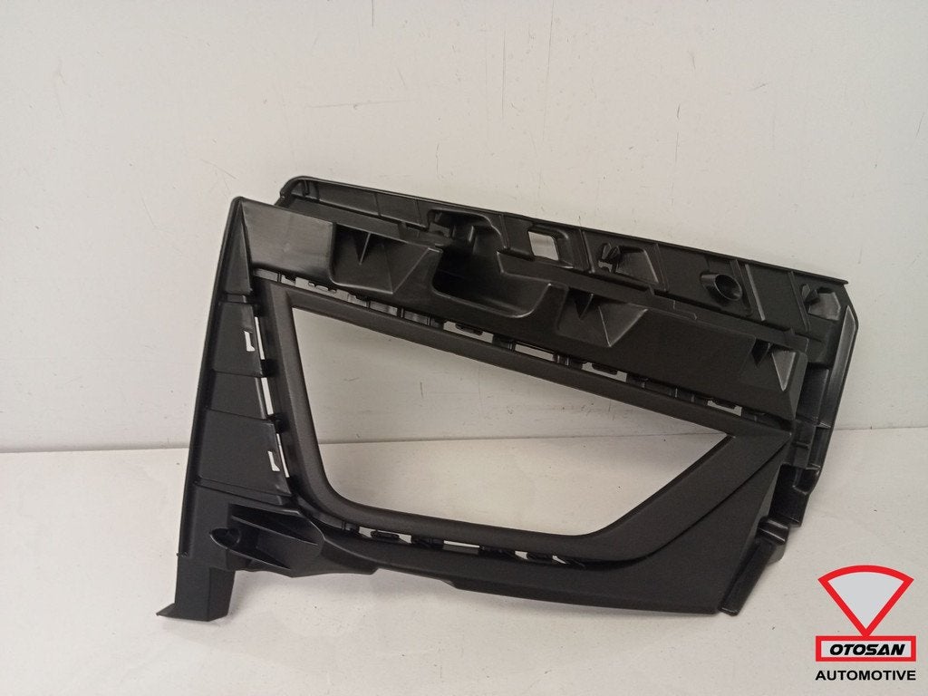 VW Polo 2G mistlamp rooster houder Onder Links Grill 2017+, Gebruikt, Volkswagen, Volkswagen AG, Berliner Ring 2
38440  Wolfsburg, DE