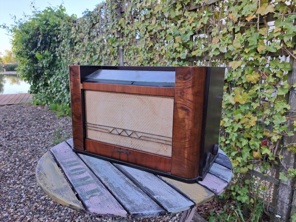 Antieke radio met Bluetooth speaker en sfeerverlichting, Audio, Tv en Foto, Radio's, Ophalen, Gebruikt, Radio