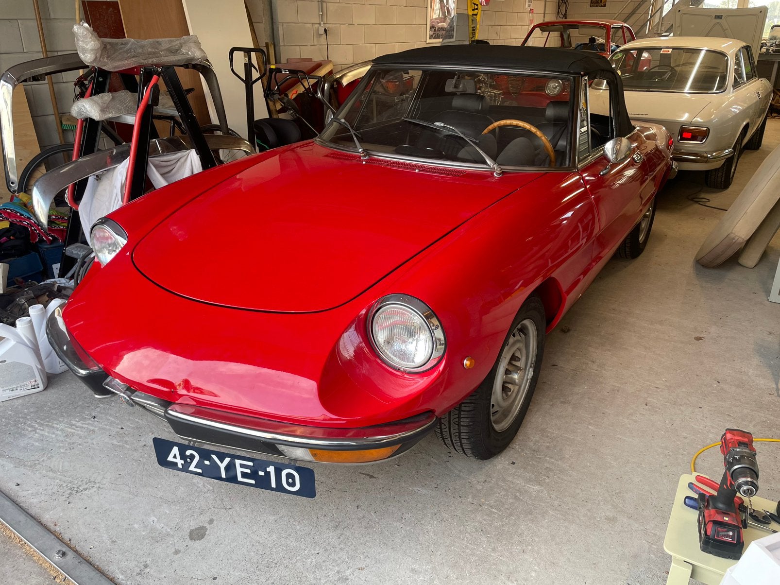 Alfa Romeo Spider 2000, Auto's, Alfa Romeo, Particulier, Spider, Benzine, Cabriolet, Handgeschakeld, Geïmporteerd, Rood, Zwart