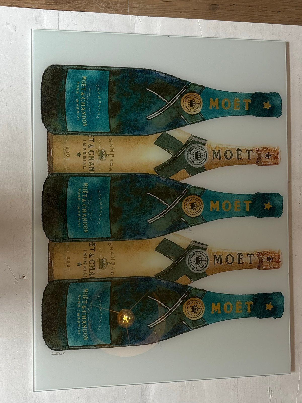 Moët & Chandon Champagne Flessen Kunstwerk op Glas, Ophalen, 50 – 75, Gebruikt, Overige typen