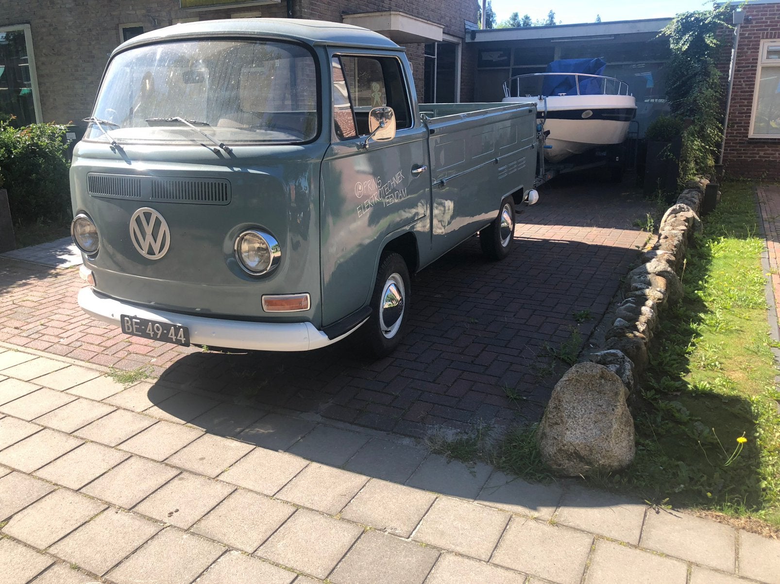 T2a pickup 1969 met schade, Ophalen, Volkswagen, Motorkap