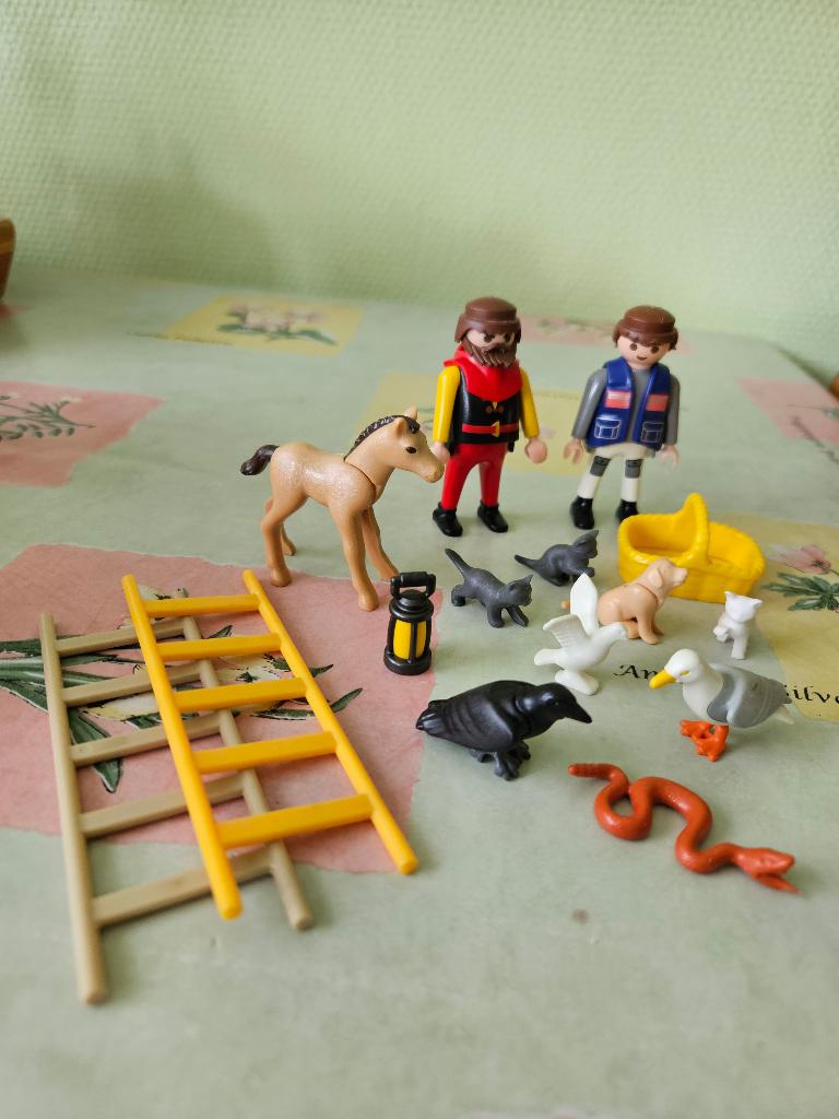 Playmobil losse onderdelen, poppetjes, veulen en meer dieren, Ophalen of Verzenden, Zo goed als nieuw, Los playmobil