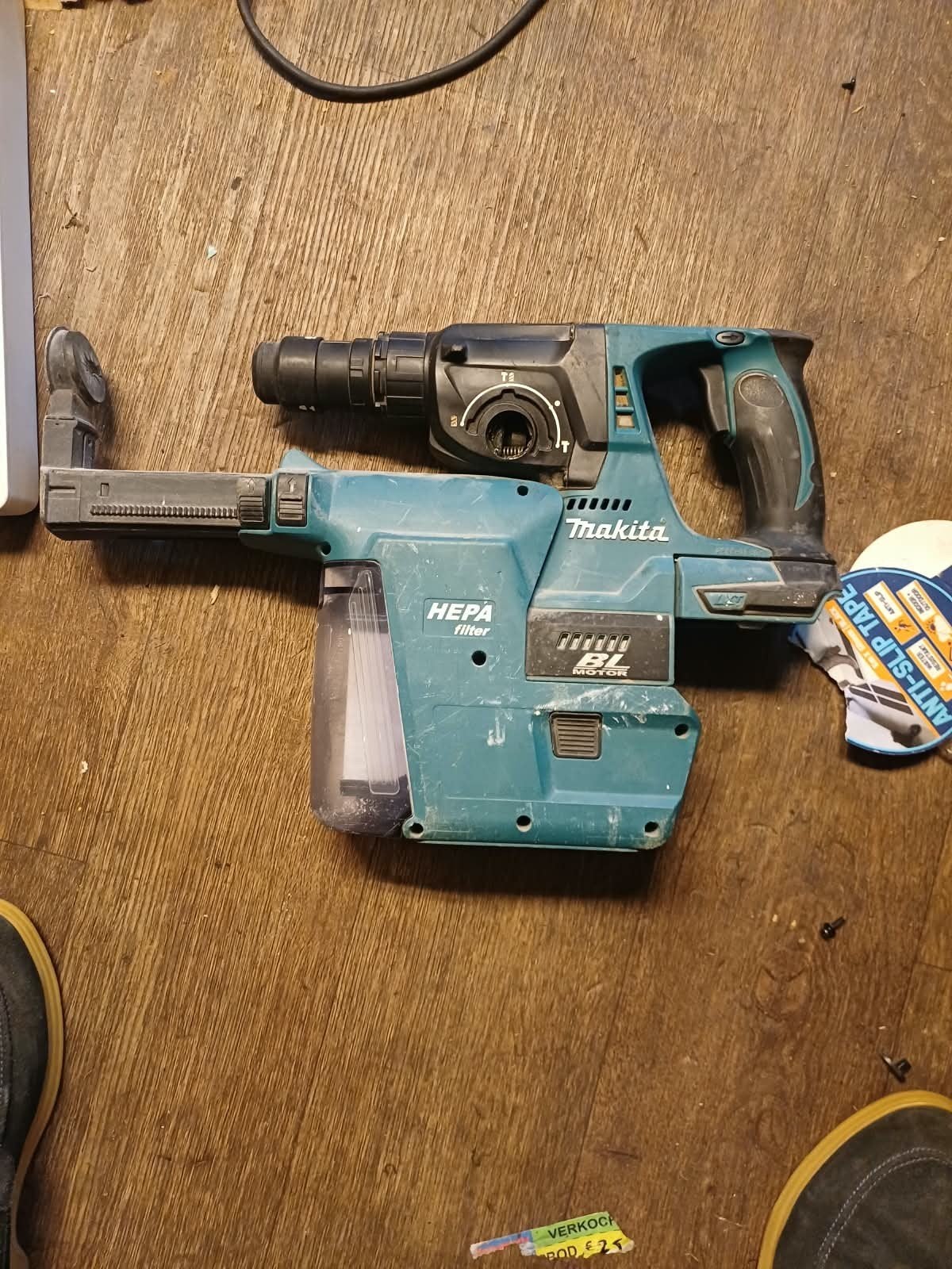Makita DHR243 Boorhamer met HEPA filter, Ophalen, Boor- en/of Breekhamer, Klopboormechanisme, Gebruikt