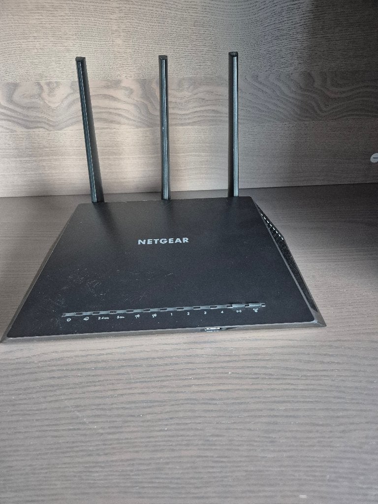 Netgear Nighthawk R7000, Computers en Software, Routers en Modems, Ophalen of Verzenden, Gebruikt, Router met modem, Netgear