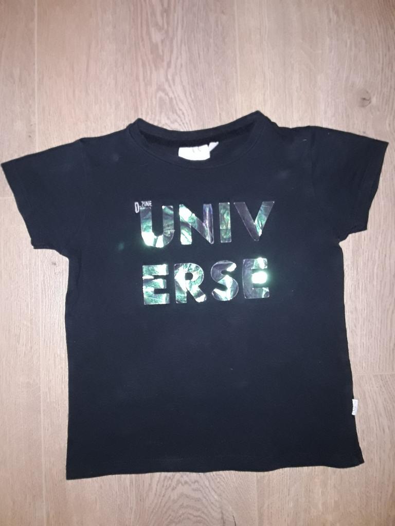 T shirt zwart  Universe merk D-ZINE mt 110-116, Ophalen of Verzenden, Meisje, Shirt of Longsleeve