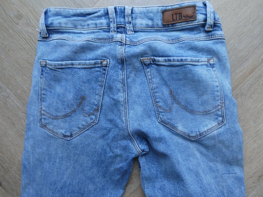 LTB Daisy dames spijkerbroek maat  ??, Blauw, Ophalen of Verzenden, Zo goed als nieuw, LTB