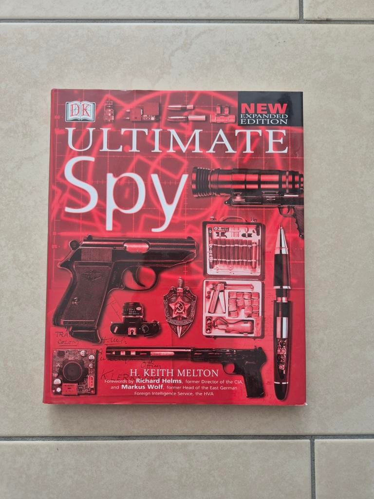 Ultimate Spy - Het complete handboek voor spionage, Ophalen of Verzenden, Zo goed als nieuw, H. Keith Melton