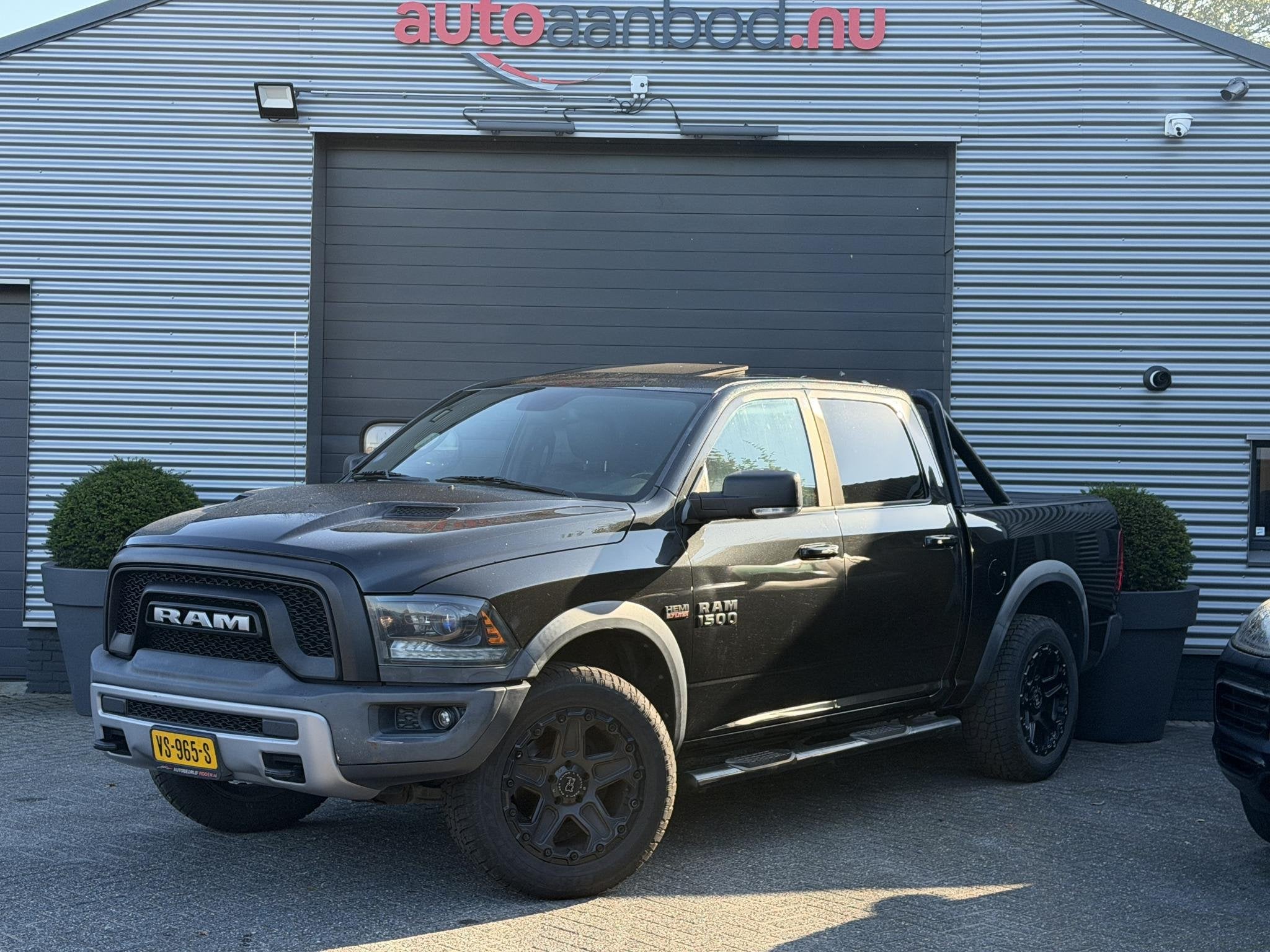 Dodge Ram 1500 5.7 V8 Quad Cab 6'4 | Panoramadak | Camera |, Auto's, Automaat, Gebruikt, 5654 cc, Origineel Nederlands