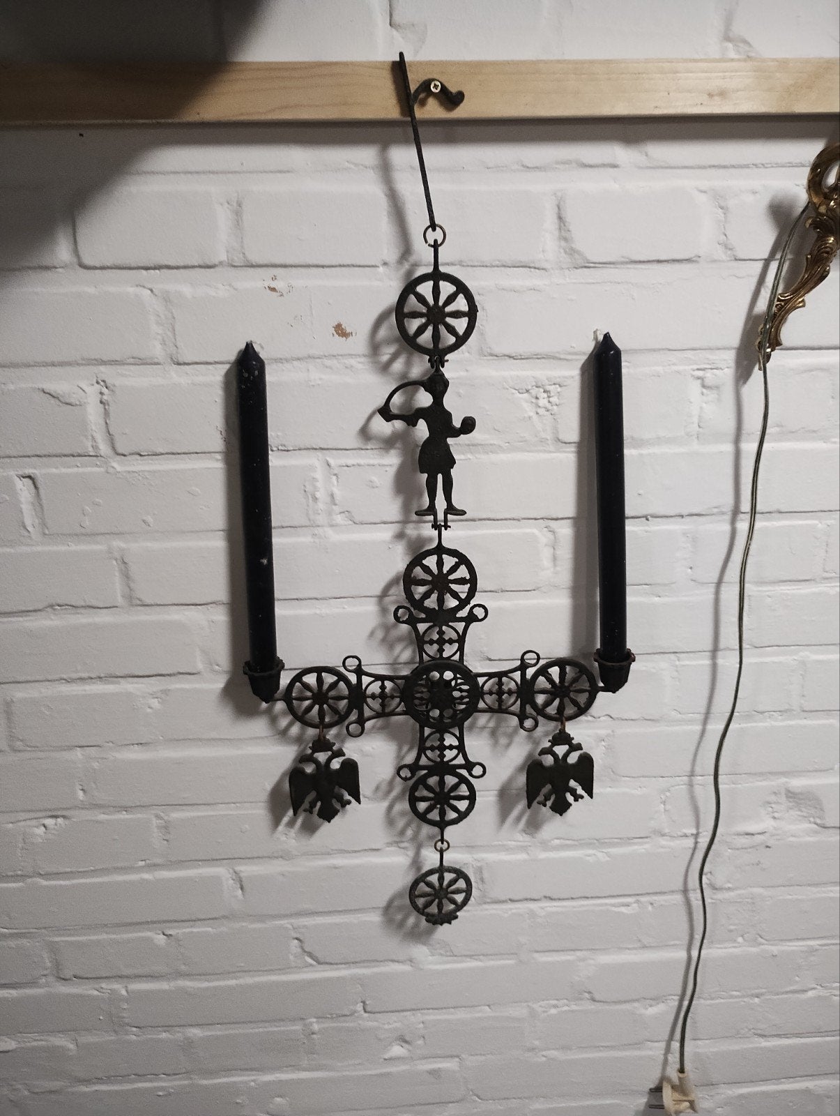 Antieke/Vintage Hangende Kruiskandelaar met Adelaars, Ophalen of Verzenden
