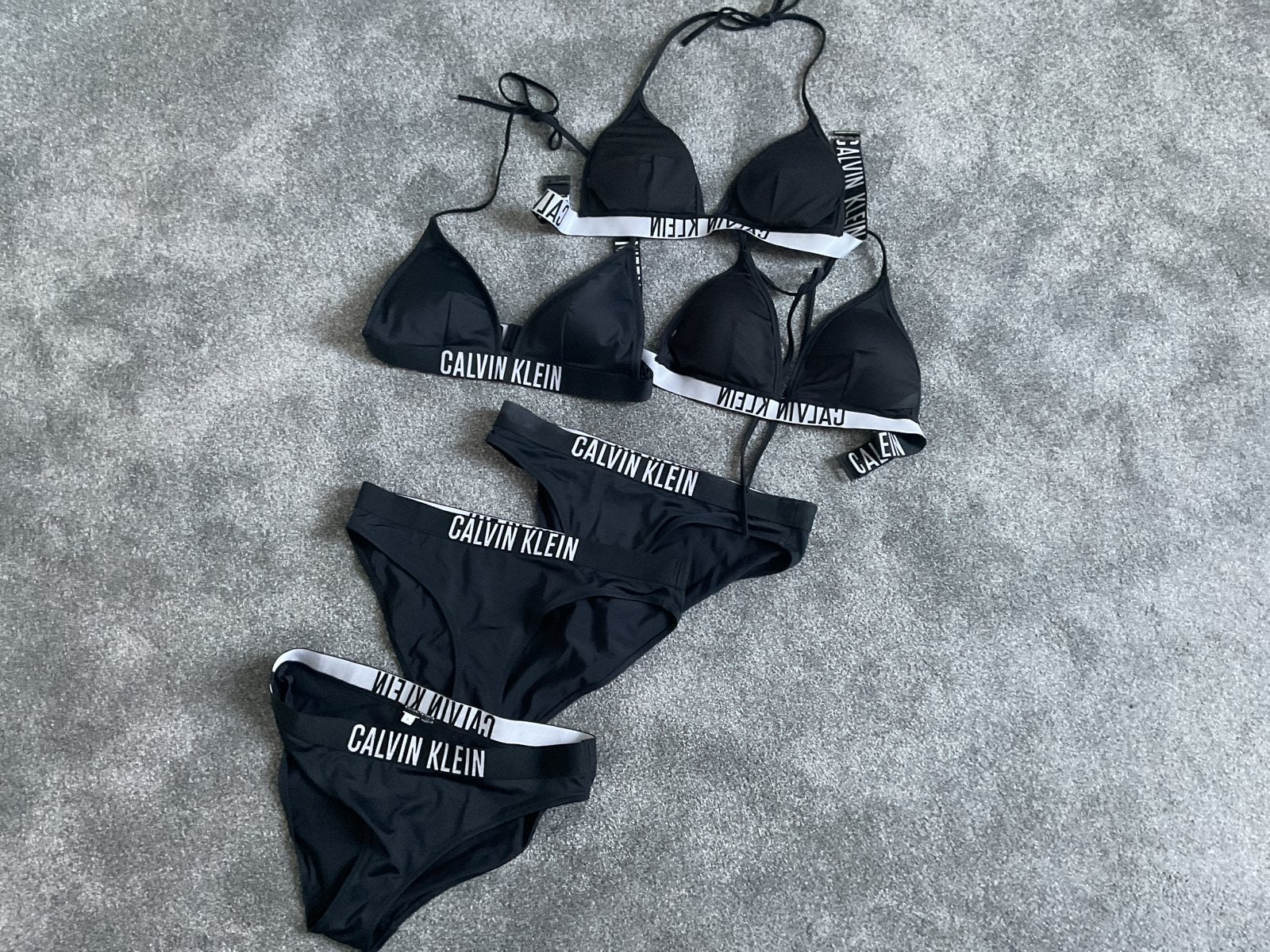 3 Calvin Klein bikini's - bovenstukjes M, broekjes S, Ophalen of Verzenden, Nieuw, Zwart, Bikini