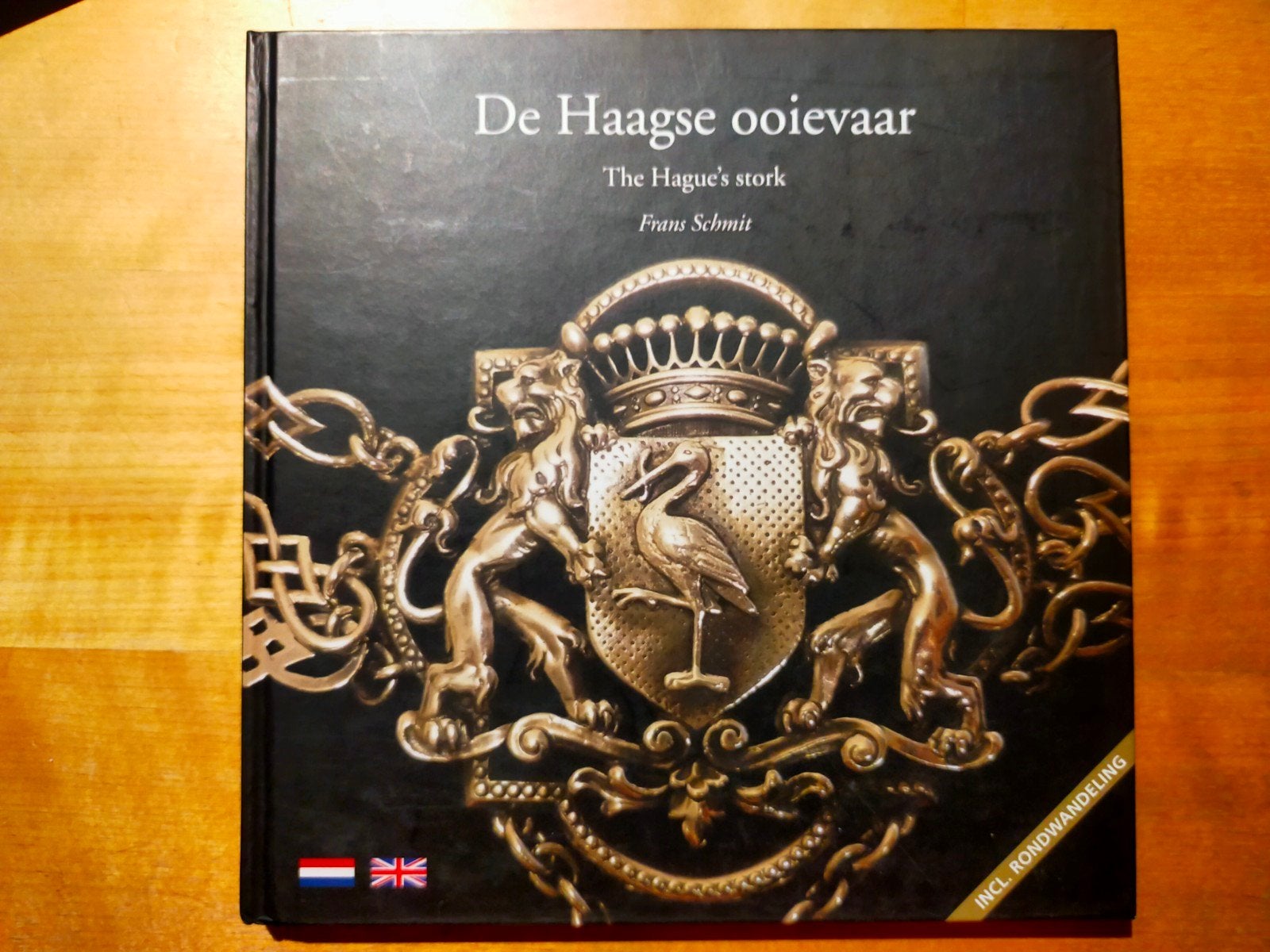 De Haagse Ooievaar - The Haque's Stork (hardcover, als nieuw, Boeken, Geschiedenis | Stad en Regio, Ophalen of Verzenden, Zo goed als nieuw