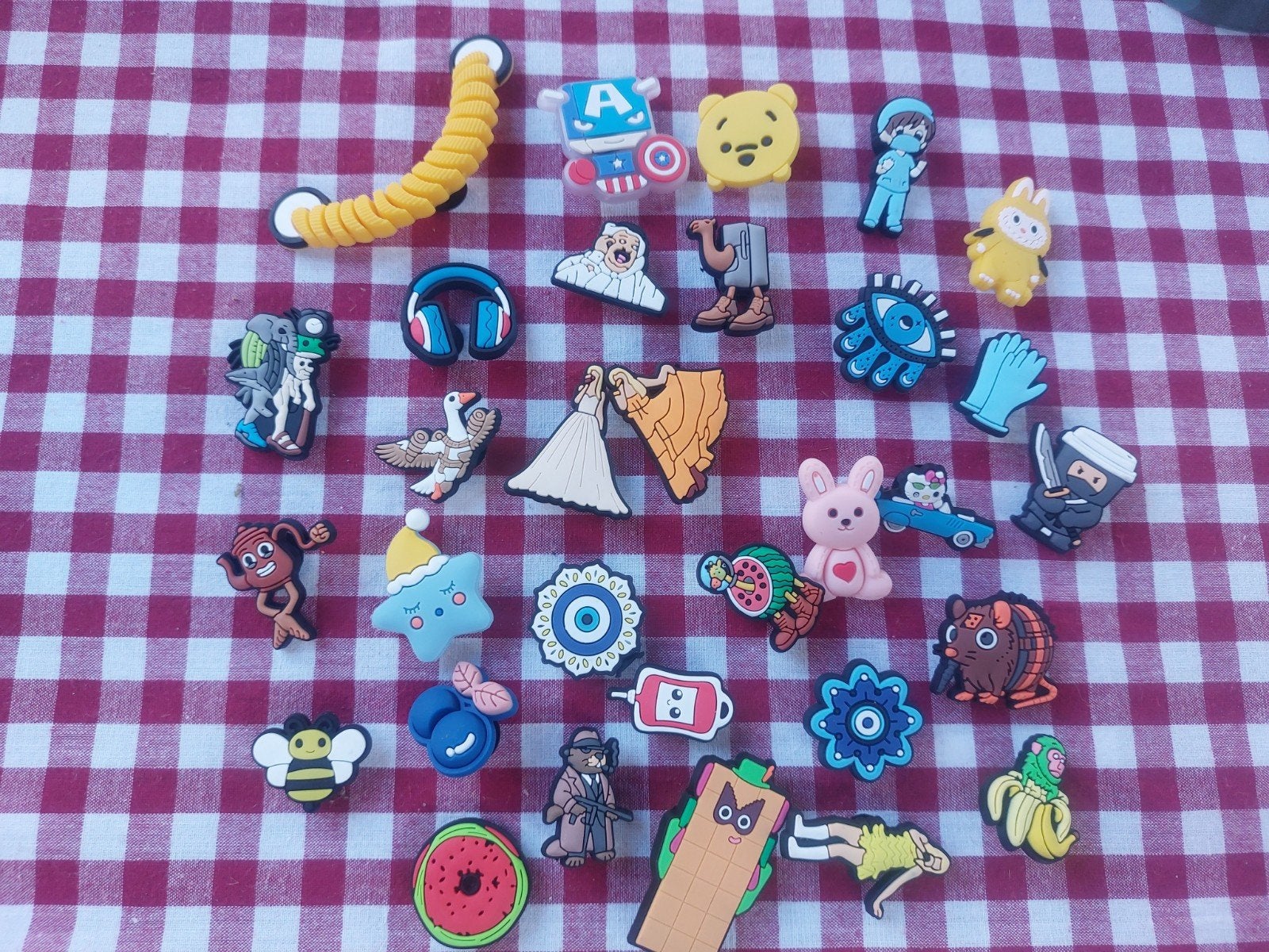 Crocs pins divers, Ophalen of Verzenden