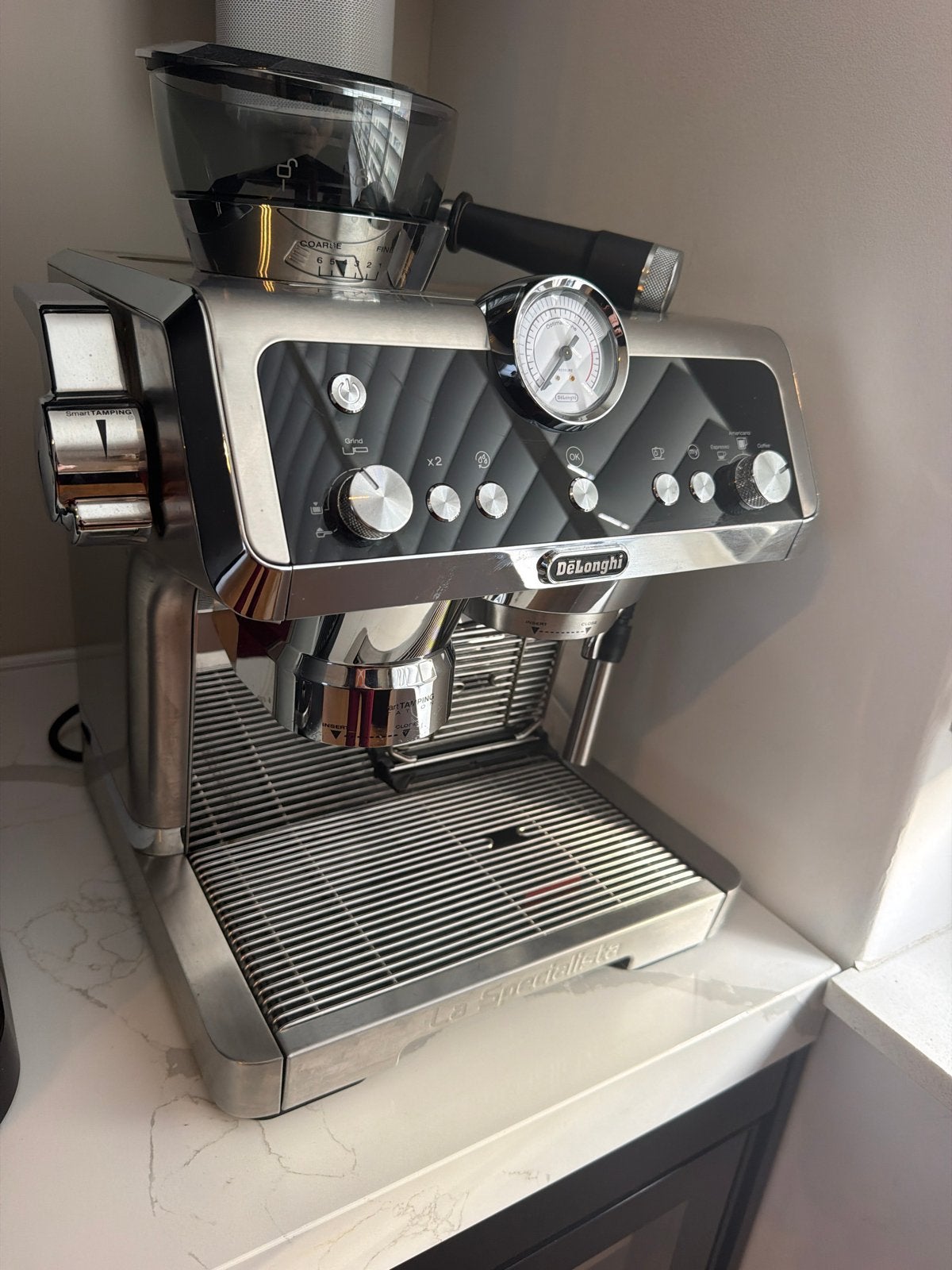 De'Longhi La Specialista Espresso Machine, Afneembaar waterreservoir, Espresso apparaat, Zo goed als nieuw, 2 tot 4 kopjes
