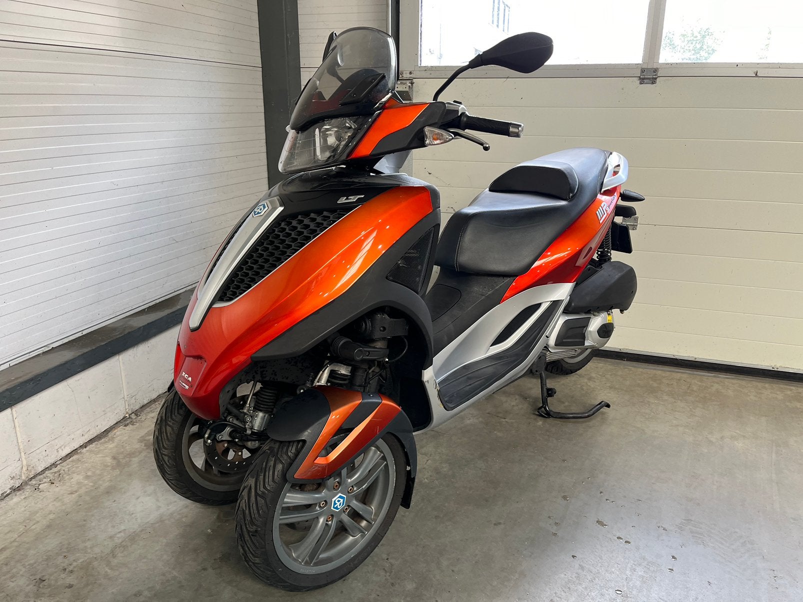 Piaggio 300 MP3 Yourban 2011, Motoren, Motoren | Piaggio, Scooter, Particulier, Automaat, 278 cc