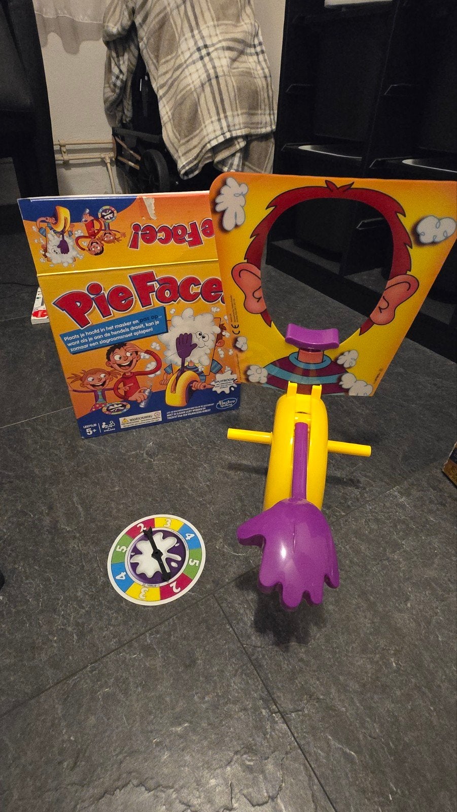 Pie Face! Spel - Zo goed als nieuw, compleet, Hobby en Vrije tijd, Gezelschapsspellen | Bordspellen, Ophalen of Verzenden, Zo goed als nieuw