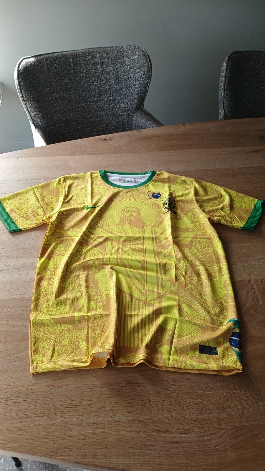 Brazil x Christ special edithion shirt neymar jr, Sport en Fitness, Voetbal, Ophalen of Verzenden, Nieuw, Shirt