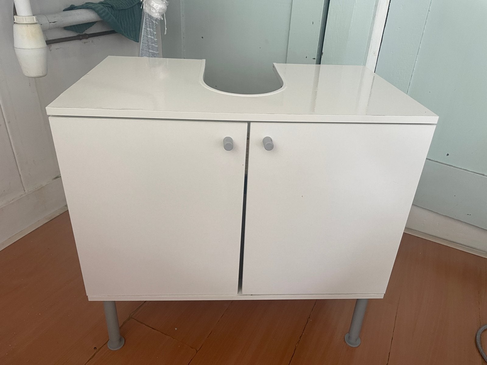 Ikea wastafelkastje met herstelbare pootjes, Ophalen, Gebruikt, 50 tot 100 cm, Minder dan 100 cm