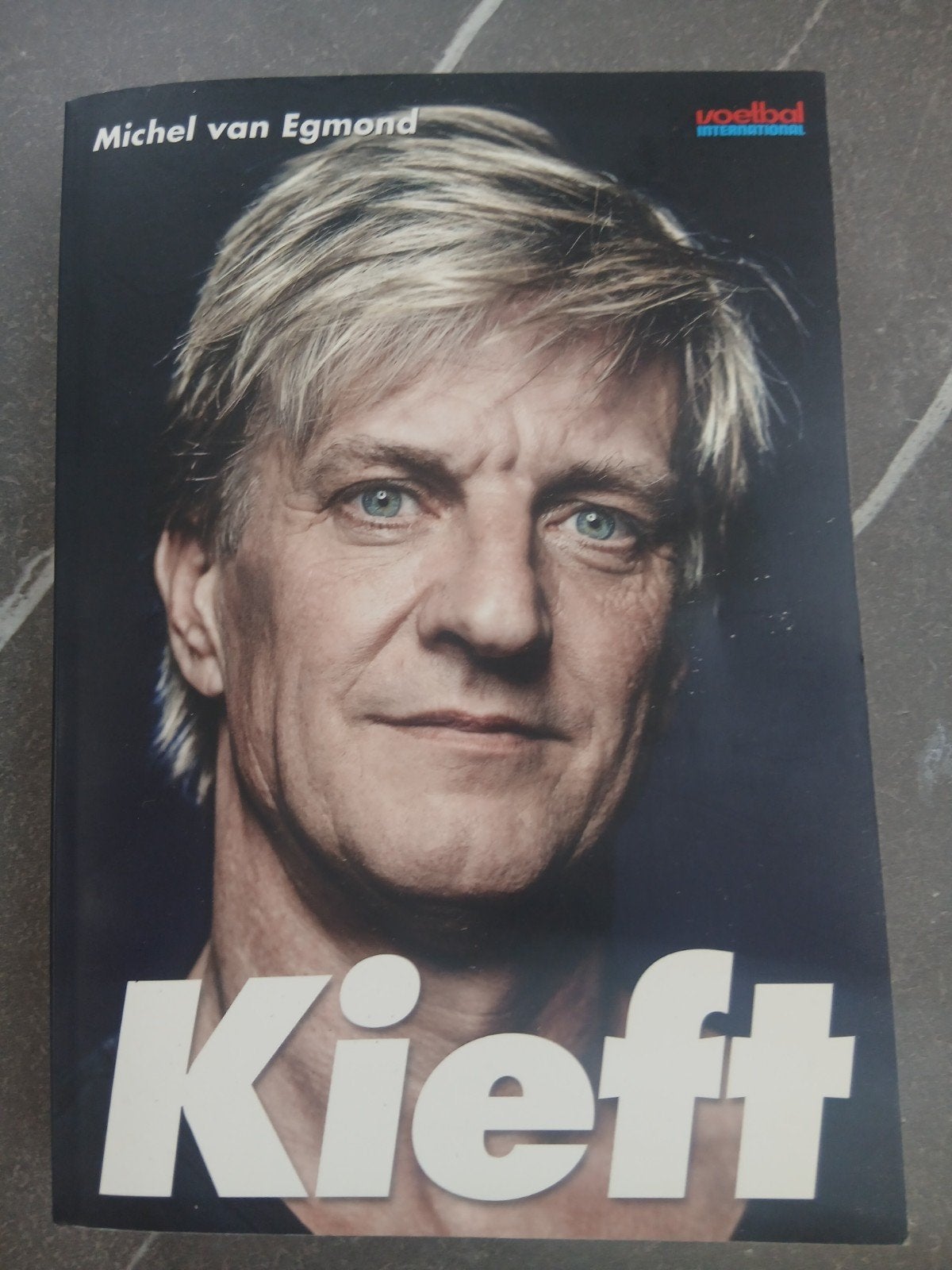 Kieft - Michel van Egmond (Voetbal International), Ophalen of Verzenden, Gelezen, Michel van Egmond, Overige sporten