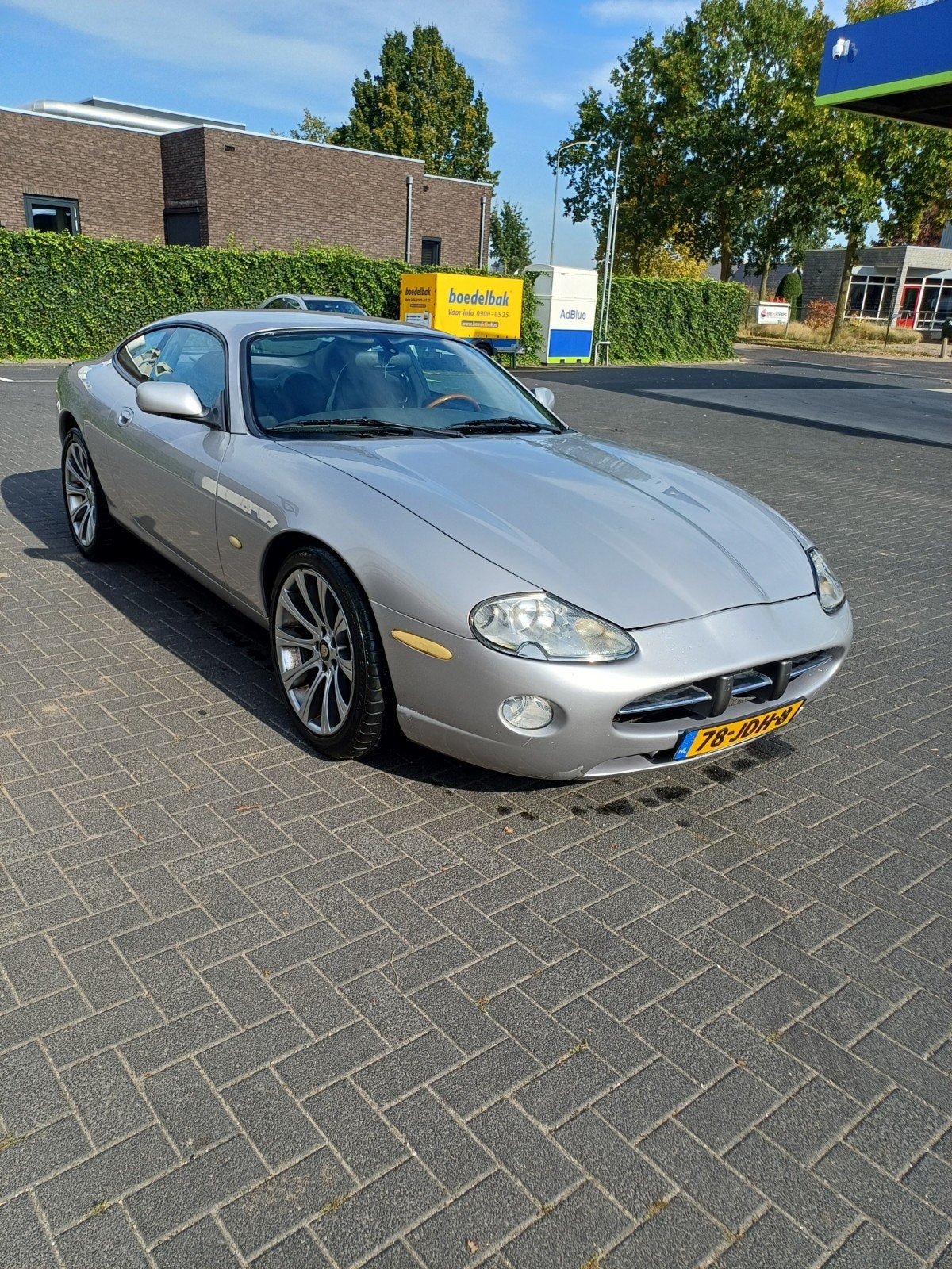 Jaguar XK 4.0 Coupe 2000 Grijs, Auto's, Achterwielaandrijving, 8 cilinders, 4 stoelen, Particulier