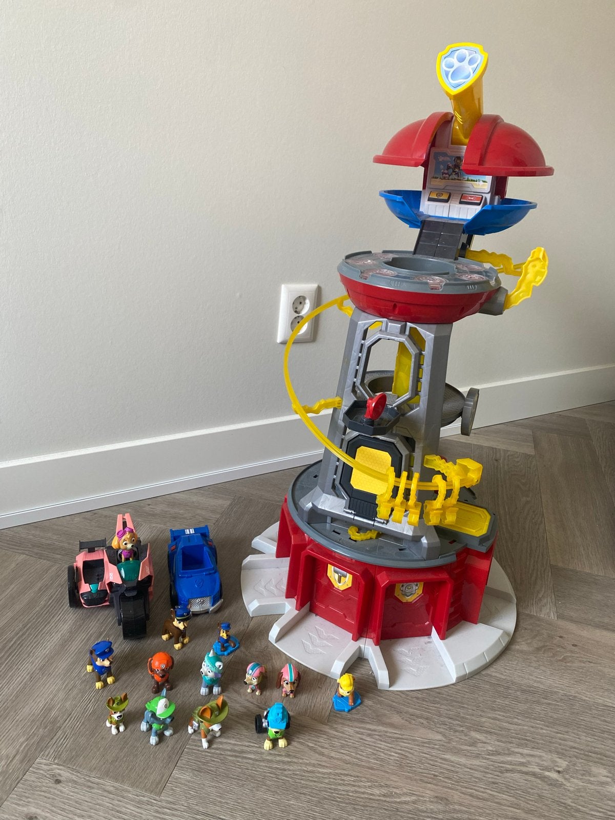 Paw Patrol Uitkijktoren met voertuigen en figuren, Ophalen, Gebruikt, Jongen of Meisje