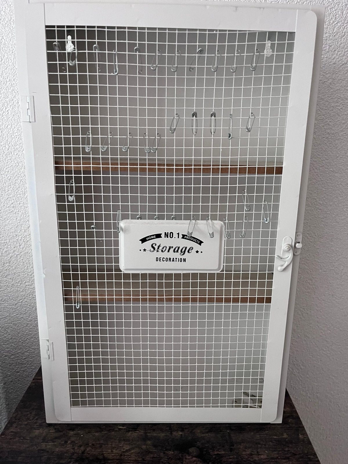 Mini wit stalen kastje voor bijvoorbeeld sieraden., Ophalen, Gebruikt
