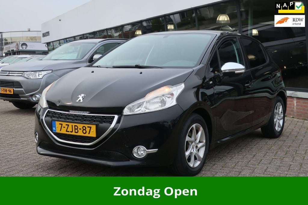 Peugeot 208 1.2 VTi Style, Voorwielaandrijving, Euro 5, Stof, Gebruikt