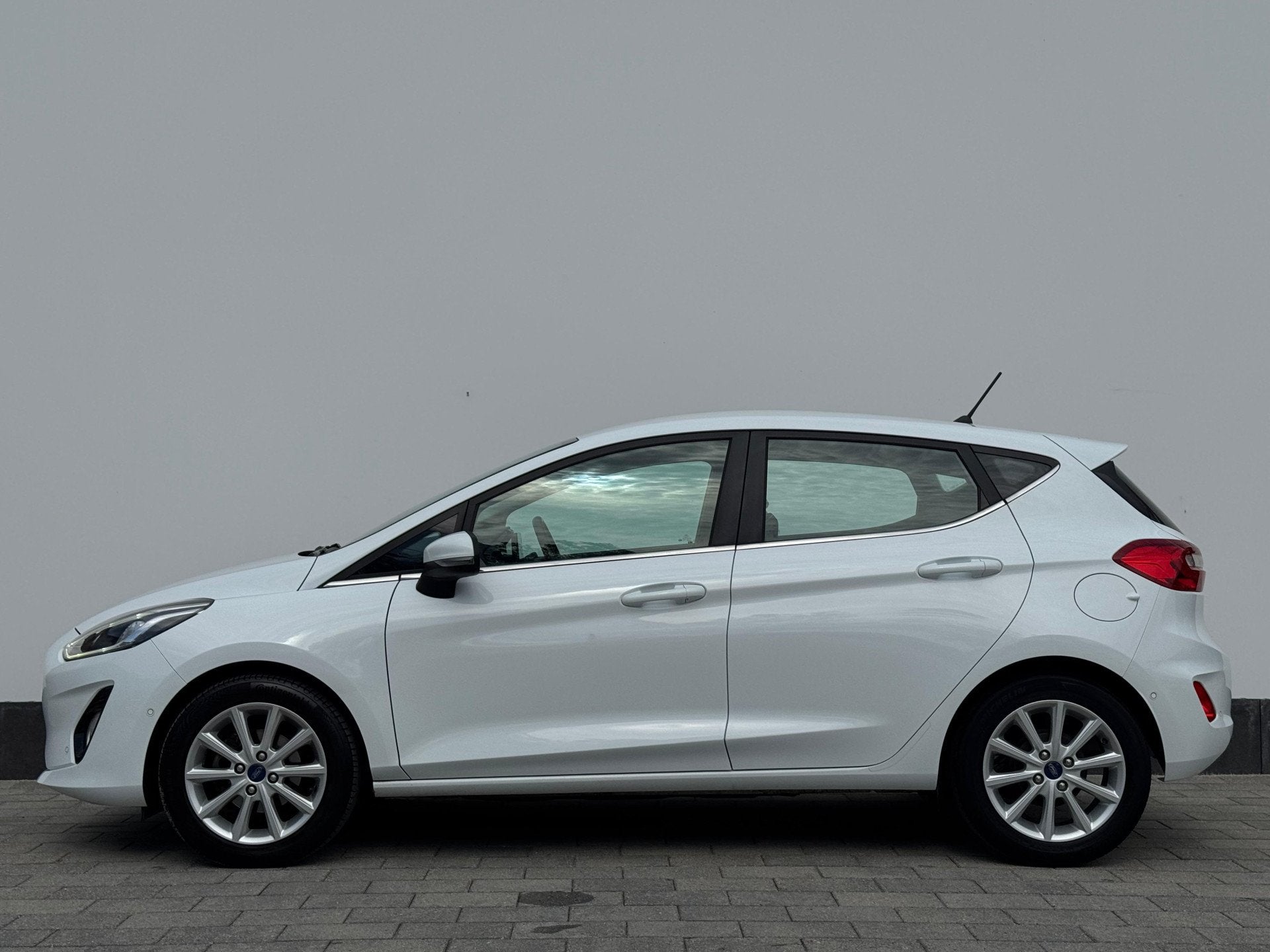 Ford Fiesta EcoBoost Titanium | Adapt. Cruise | B&O | Camera, Voorwielaandrijving, Gebruikt, Euro 6, 580 kg