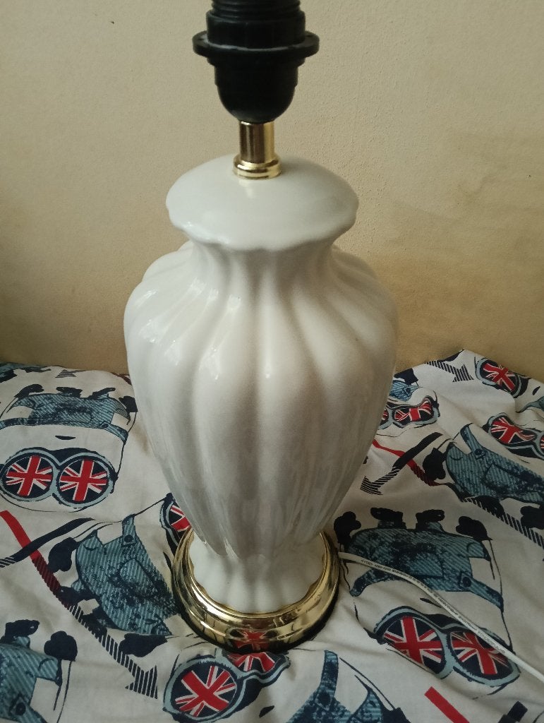 Mooie Creme Lamp met snoer en schakelaar, Ophalen, Zo goed als nieuw