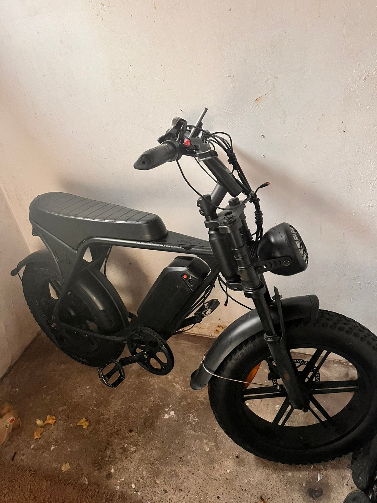 V8 fatebike, Fietsen en Brommers, Brommers | Tomos, Ophalen of Verzenden, Zo goed als nieuw, Overige modellen