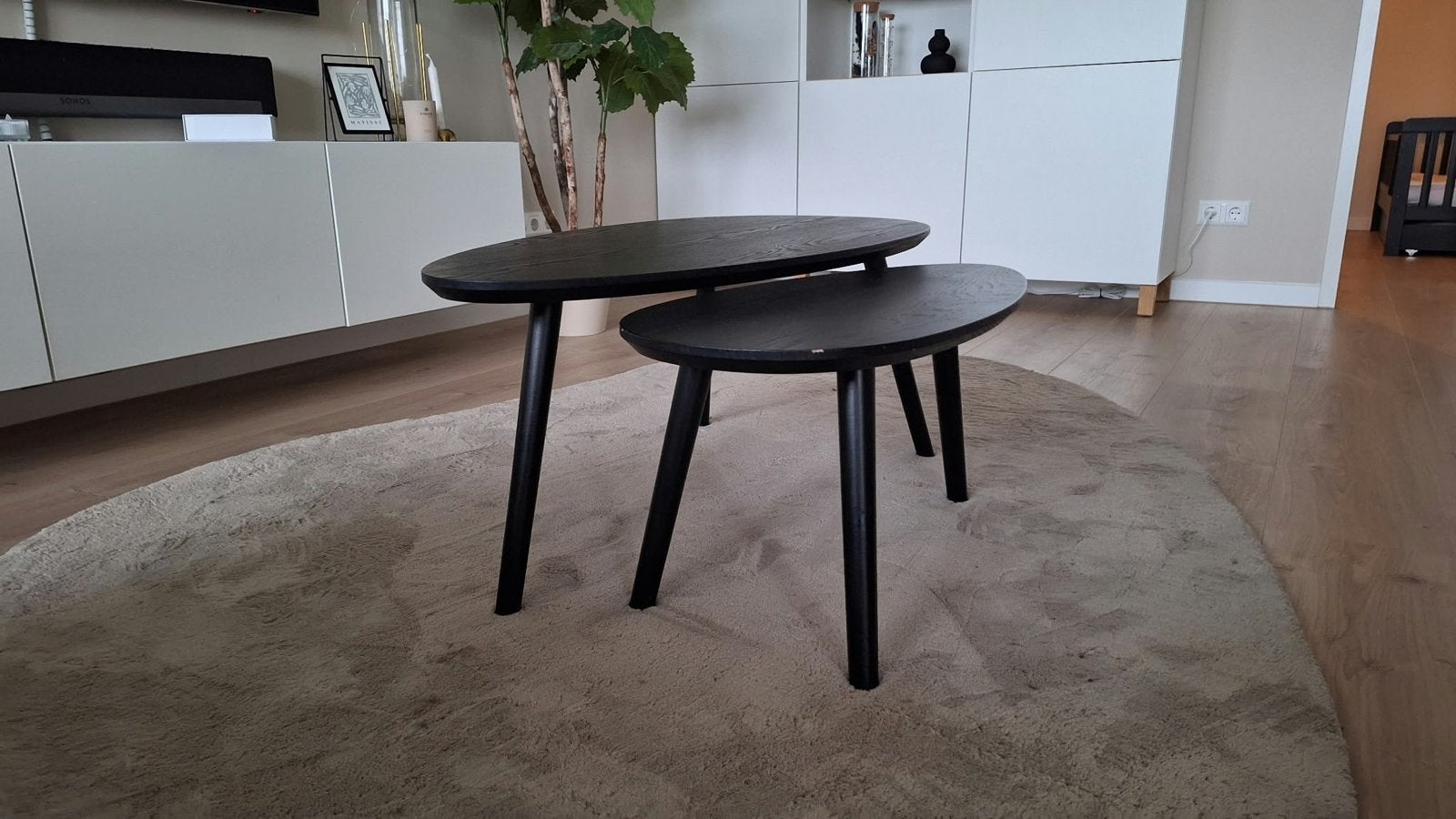 Set van 2 ovale bijzettafels - Zwart hout, Ophalen, Minder dan 45 cm, Minder dan 55 cm, Zo goed als nieuw