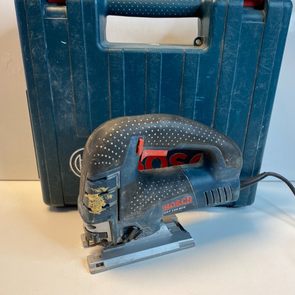 Bosch GST 180 BCE Decoupeerzaag | Gebruikt, Bosch, Gebruikt, Support@bosch.com, Robert Bosch GmbH
Robert-Bosch-Platz 1
70839 Gerlingen-SchillerhÃ¶he
Germany