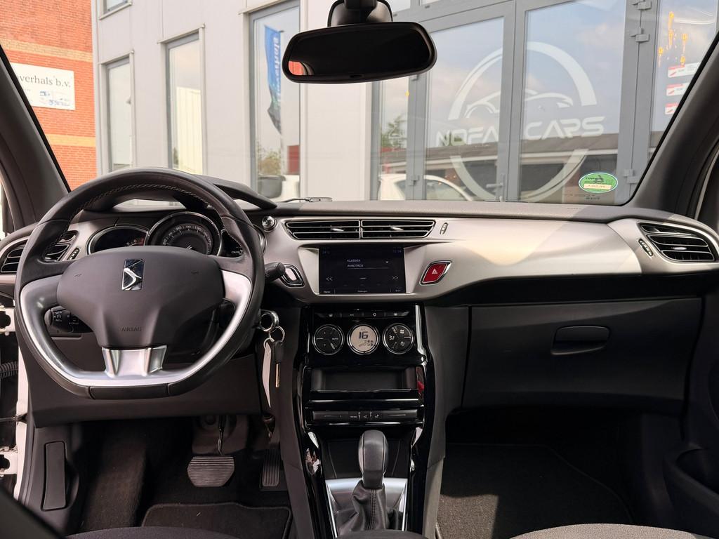 DS 3 1.2 PureTech Sport Chic|Automaat|Pdc|Stoelverwarming, Gebruikt, 1199 cc, Met garantie (alle), Bedrijf