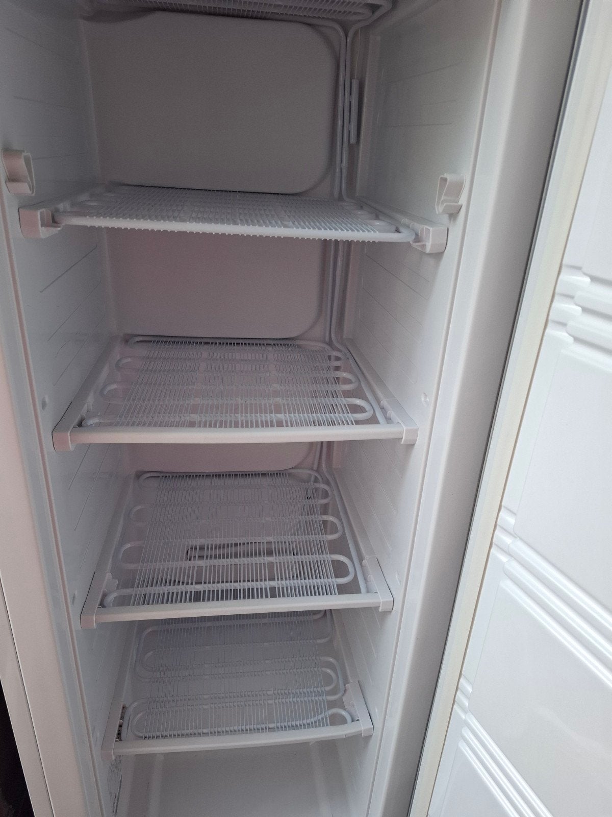 White Knight diepvries kast - Compact en Efficiënt, 85 tot 120 cm, Gebruikt, 75 tot 100 liter, Ophalen of Verzenden