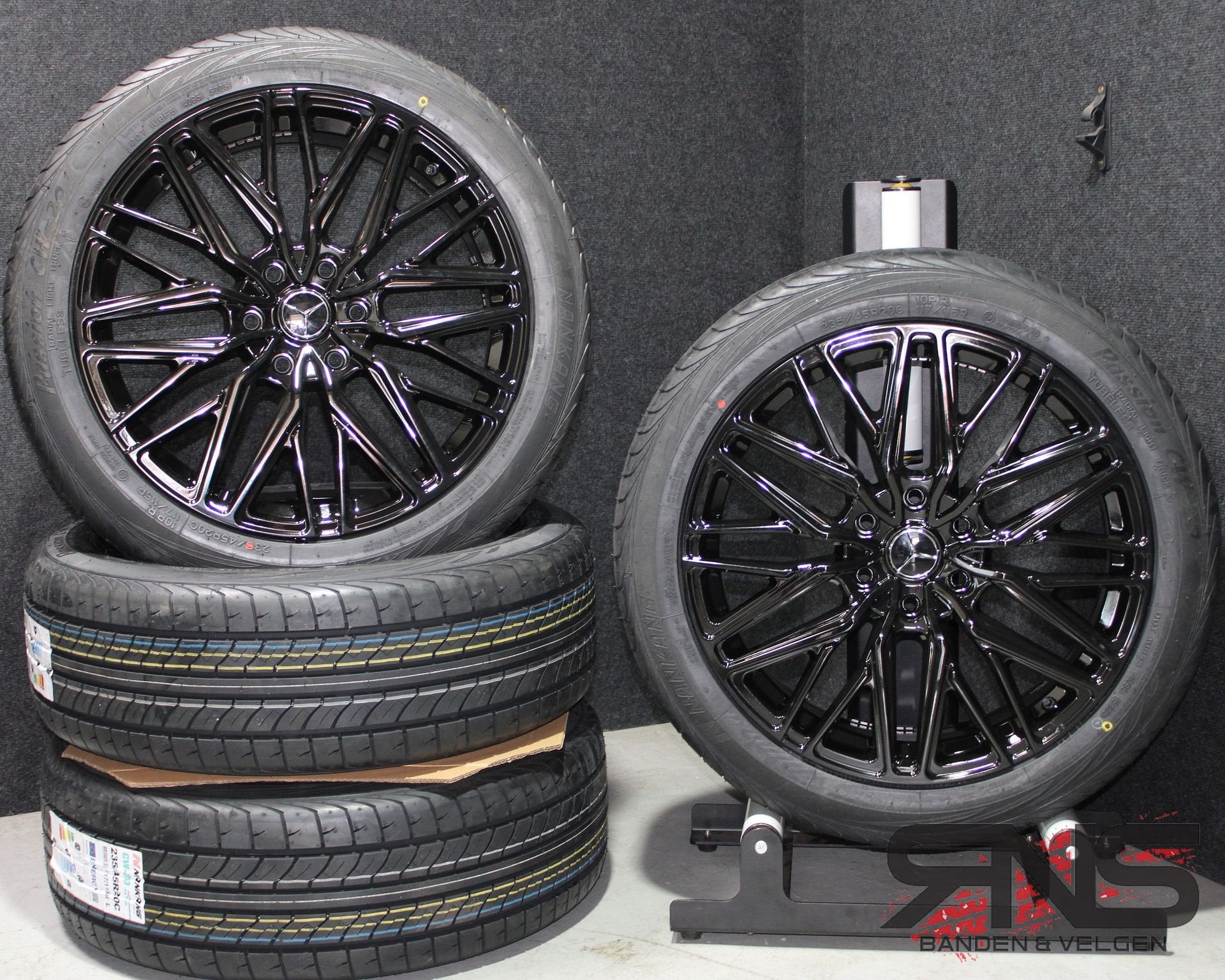 6x130 20 inch  velgen 1250 KG Mercedes Sprinter VW Crafter