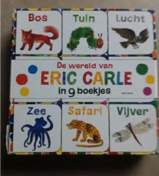 Geschenken doos met boekjes de wereld van Eric Carla, Hard kunststof, Minder dan 50 cm, Ophalen of Verzenden, Zo goed als nieuw