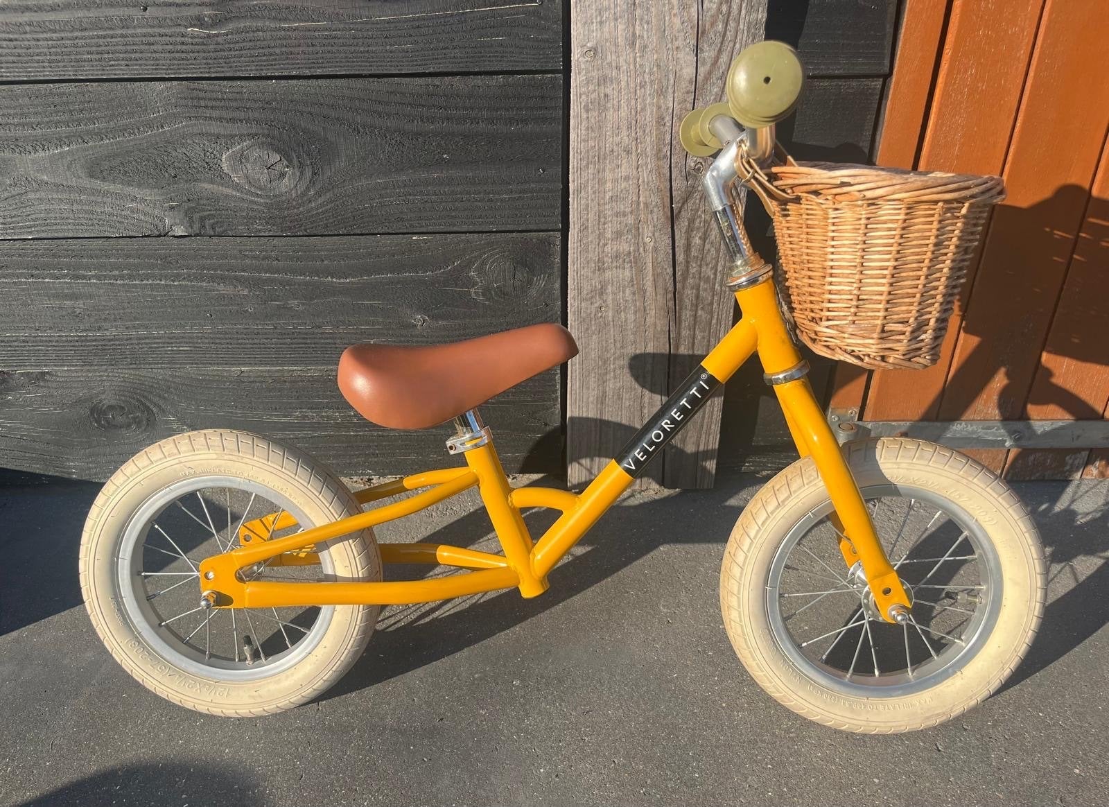 Veloretti loopfiets/driewieler met mandje, Fietsen en Brommers, Fietsen | Kinderfietsjes, Gebruikt, Minder dan 16 inch, Ophalen