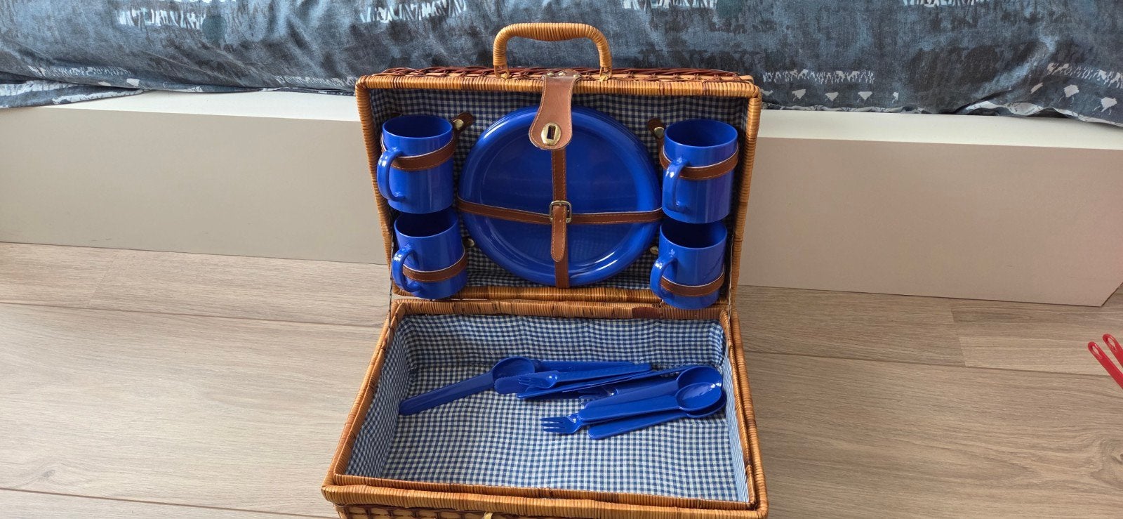 Vintage picknickmand met servies - compleet, Ophalen, Gebruikt