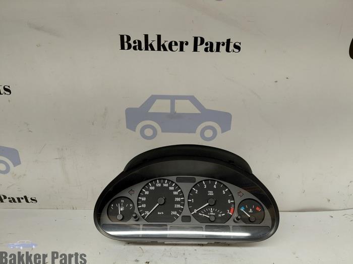 Kilometerteller KM van een BMW 3-Serie, Gebruikt, -, -, Ophalen of Verzenden