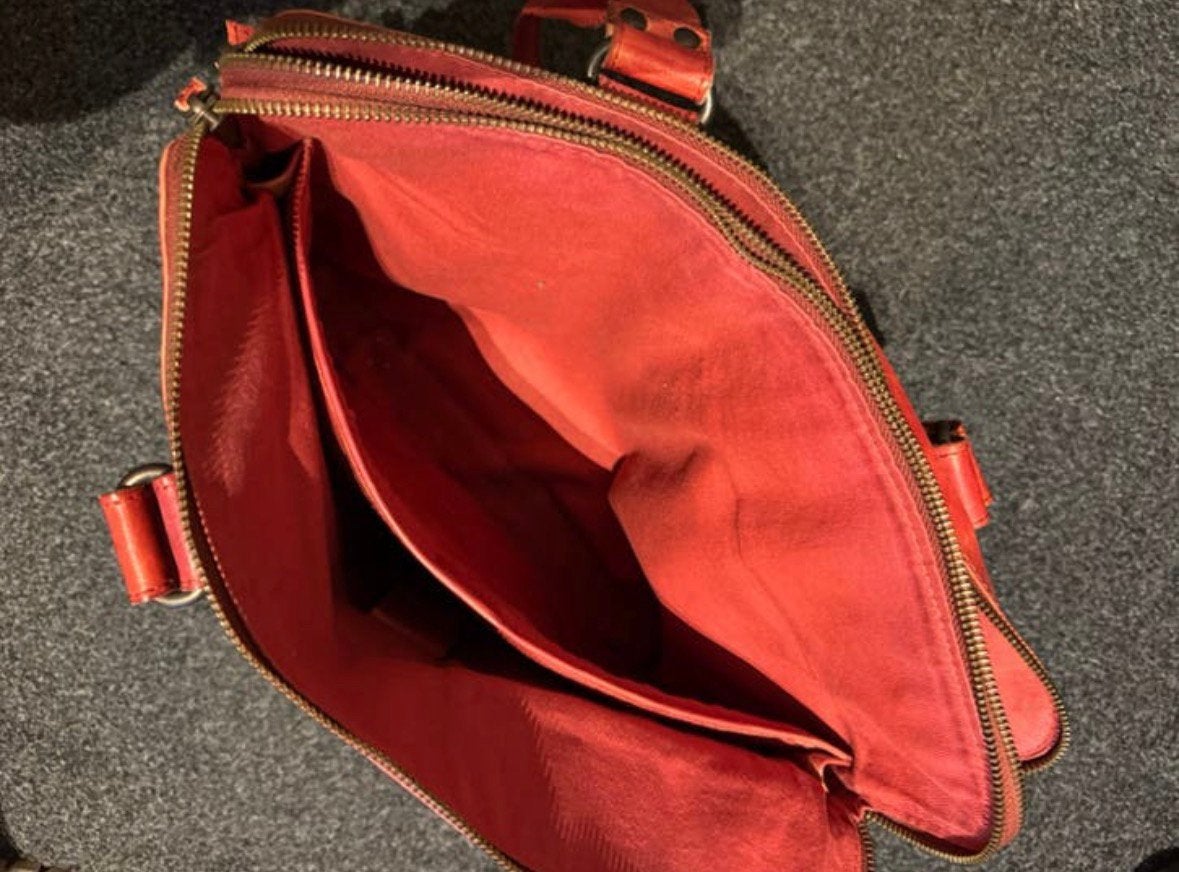 ZGOH leren tas merk Bear. Bieden, Ophalen, Zo goed als nieuw, Rood