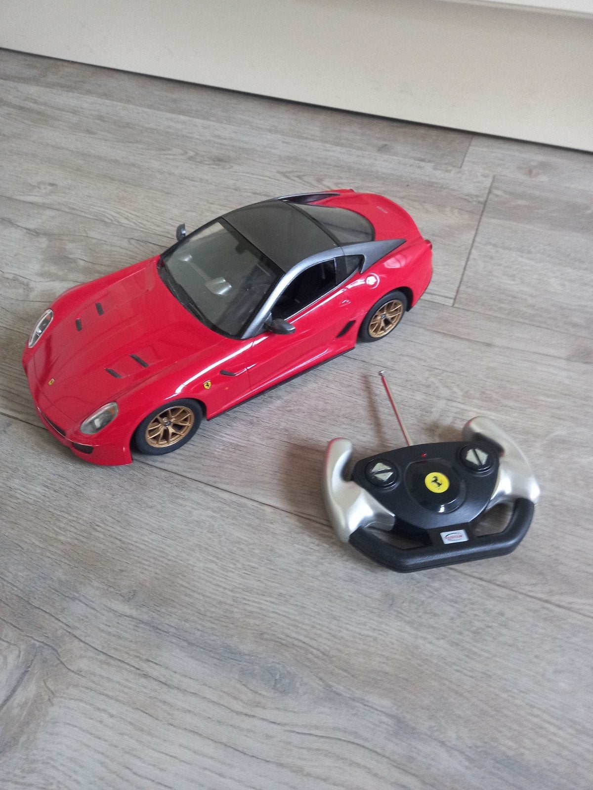 Rastar Ferrari 599 GTO RC Auto - Schaal 1:14, Schaal 1:14, Zo goed als nieuw, Auto onroad, RTR (Ready to Run)