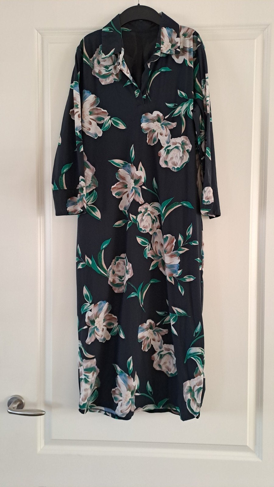 Gevoerde dames jurk L met elegante bloemenprint, Blauw, Maat 42/44 (L), Ophalen of Verzenden, Zo goed als nieuw