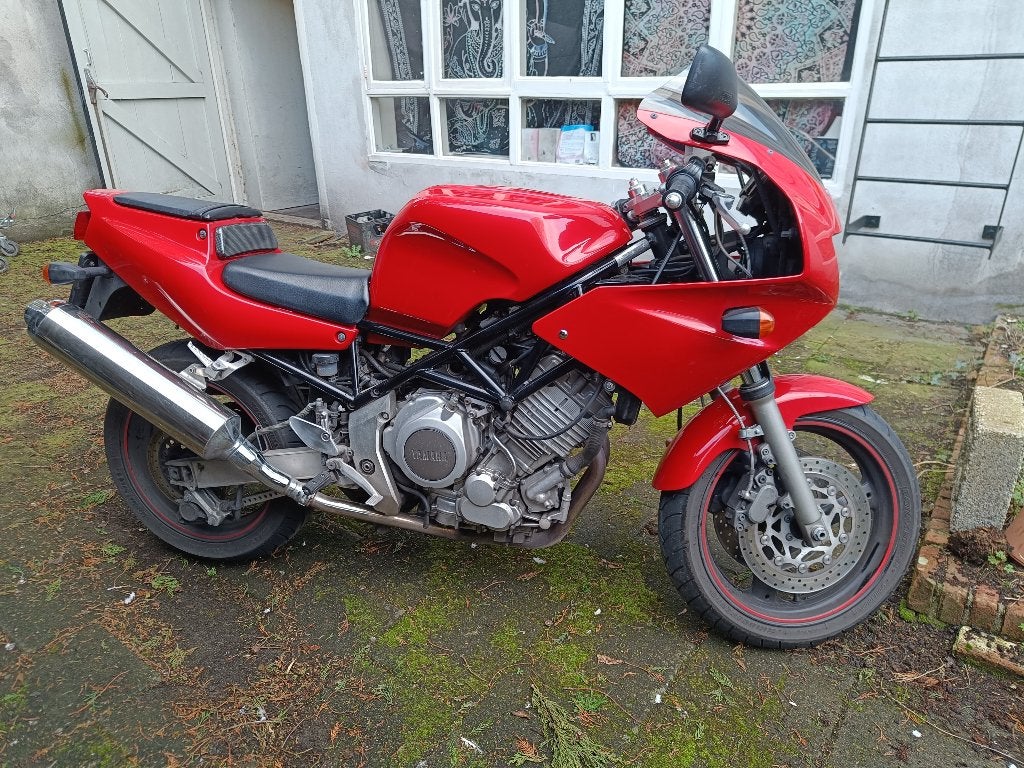 Yamaha TRX850 1997 Twin rijdt niet, Motoren, Onderdelen | Yamaha, Ophalen, Gebruikt